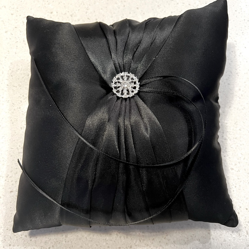 Ring bearer pillow purchased 2 accidentally.